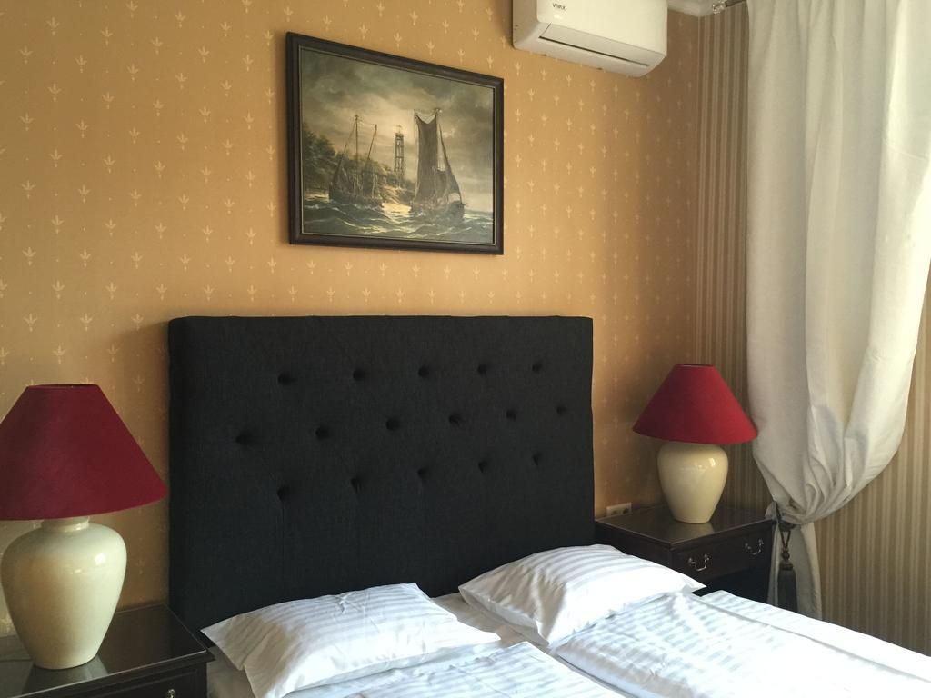 German18-3A Luxury Vilnius Apartment Стая снимка