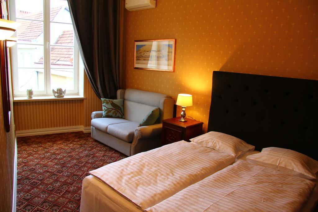 German18-3A Luxury Vilnius Apartment Стая снимка